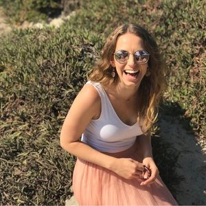 Meet your Posher, Liana